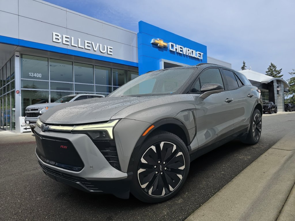 Used 2026 Chevrolet Blazer EV RS w/ Super Cruise Package AWD/4WD image 3
