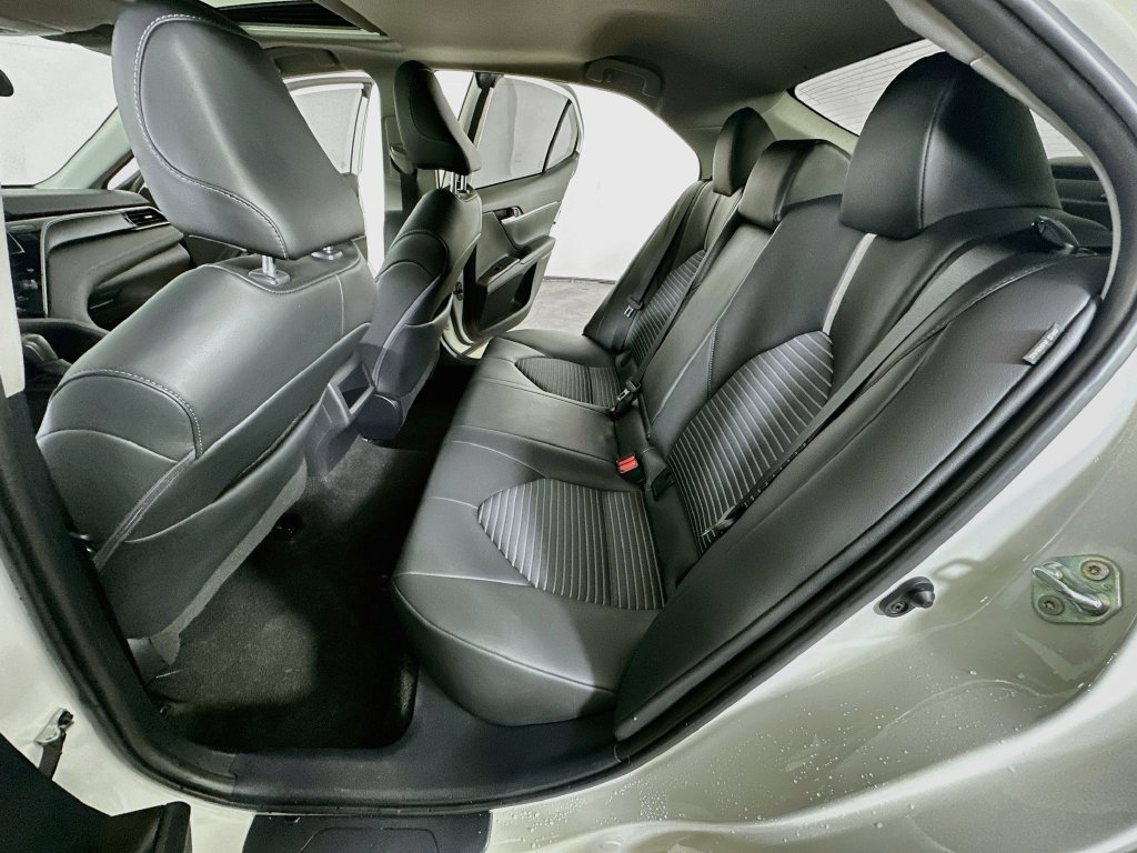 Used 2024 Toyota Camry SE FWD image 16