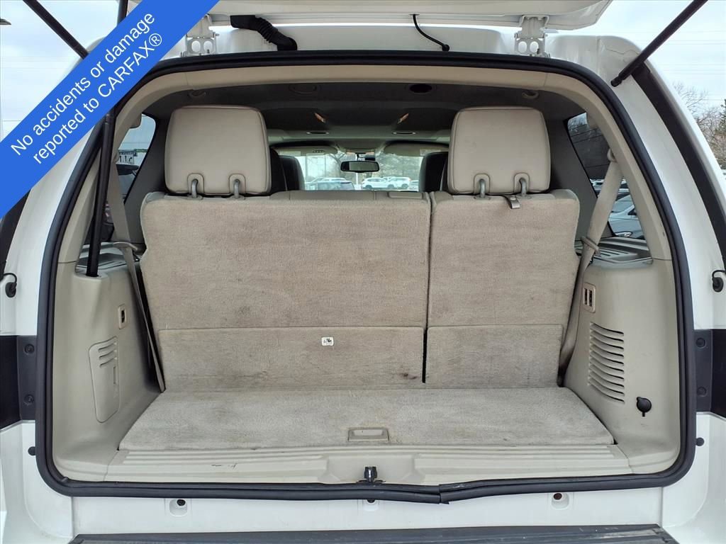 Used 2014 Lincoln Navigator Base image 11