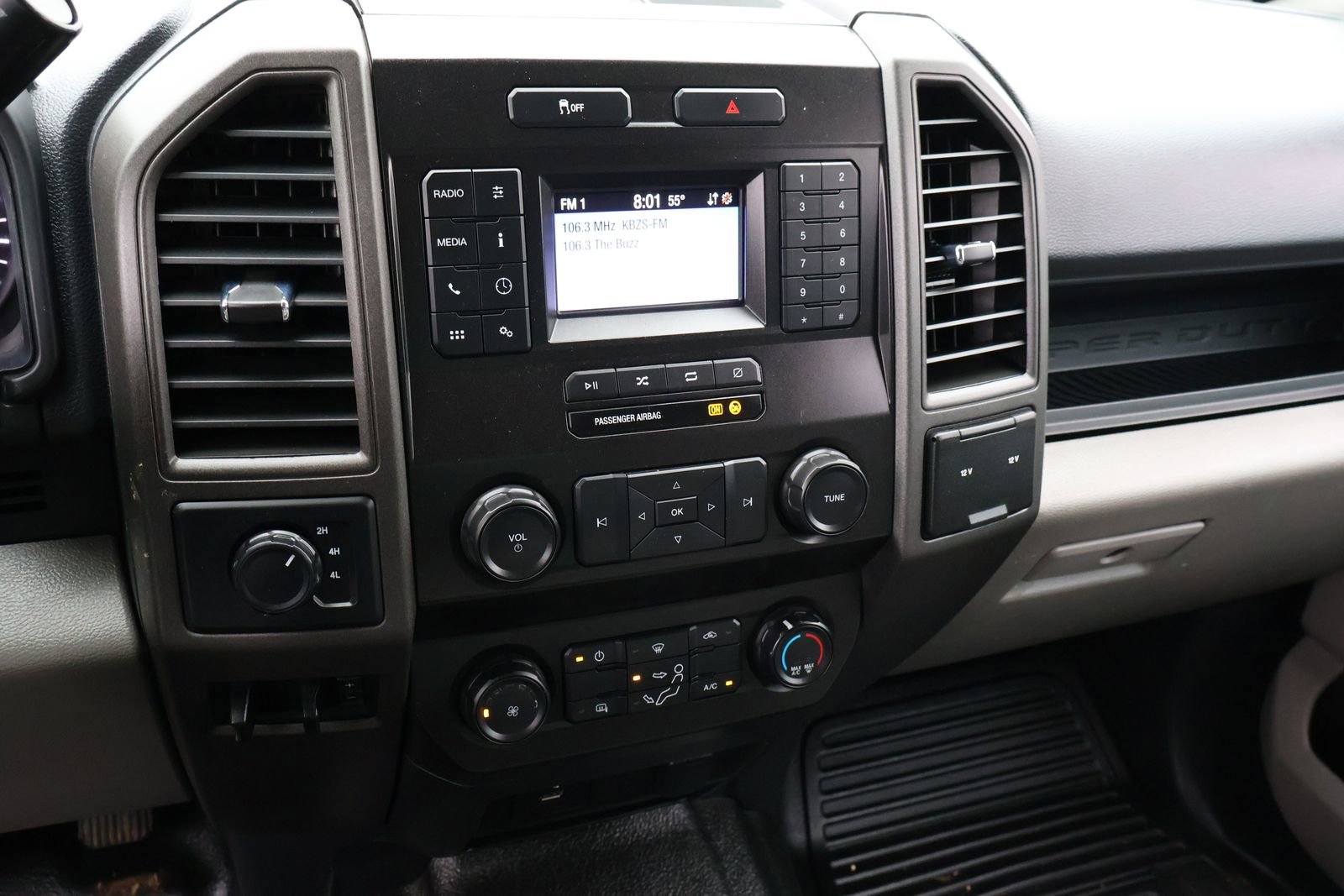 Used 2022 Ford F250 XL w/ Power Equipment Group AWD/4WD image 19