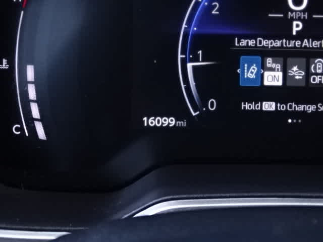 Certified 2025 Toyota Corolla Cross XLE w/ Convenience Package FWD image 26