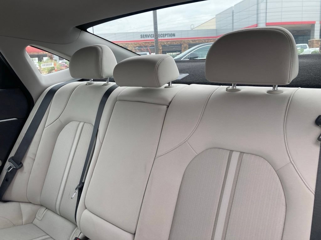 Used 2025 Hyundai Sonata SEL FWD image 8