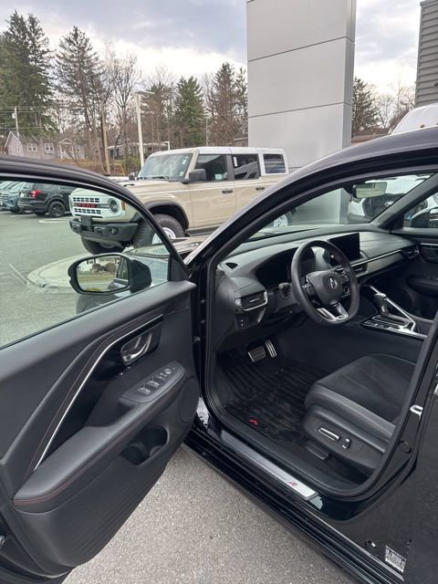 Used 2025 Acura ADX A-Spec AWD/4WD image 15