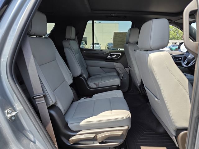 Used 2023 GMC Yukon SLT w/ SLT Premium Package RWD image 29