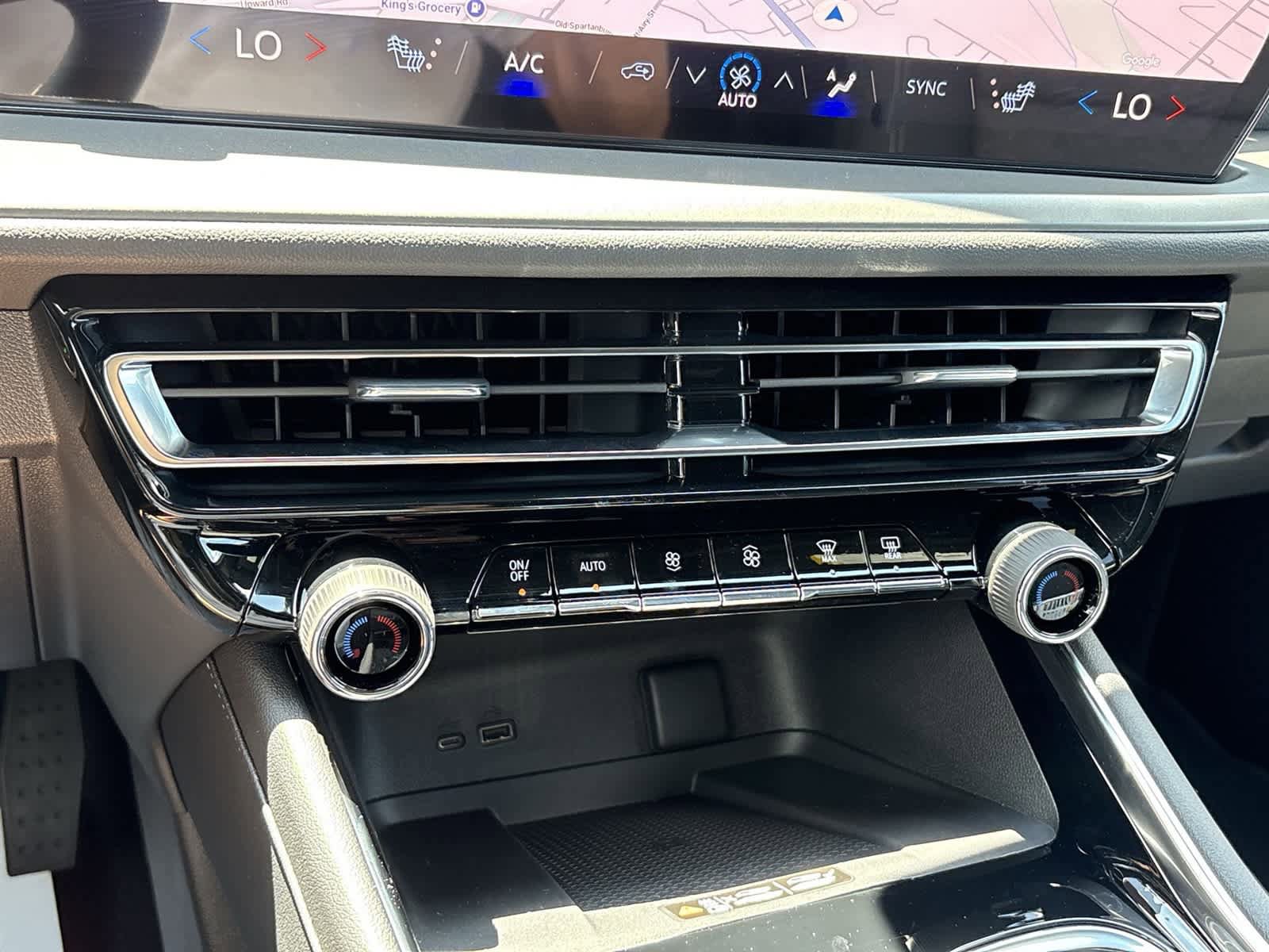 New 2026 Chevrolet Traverse LT FWD image 18