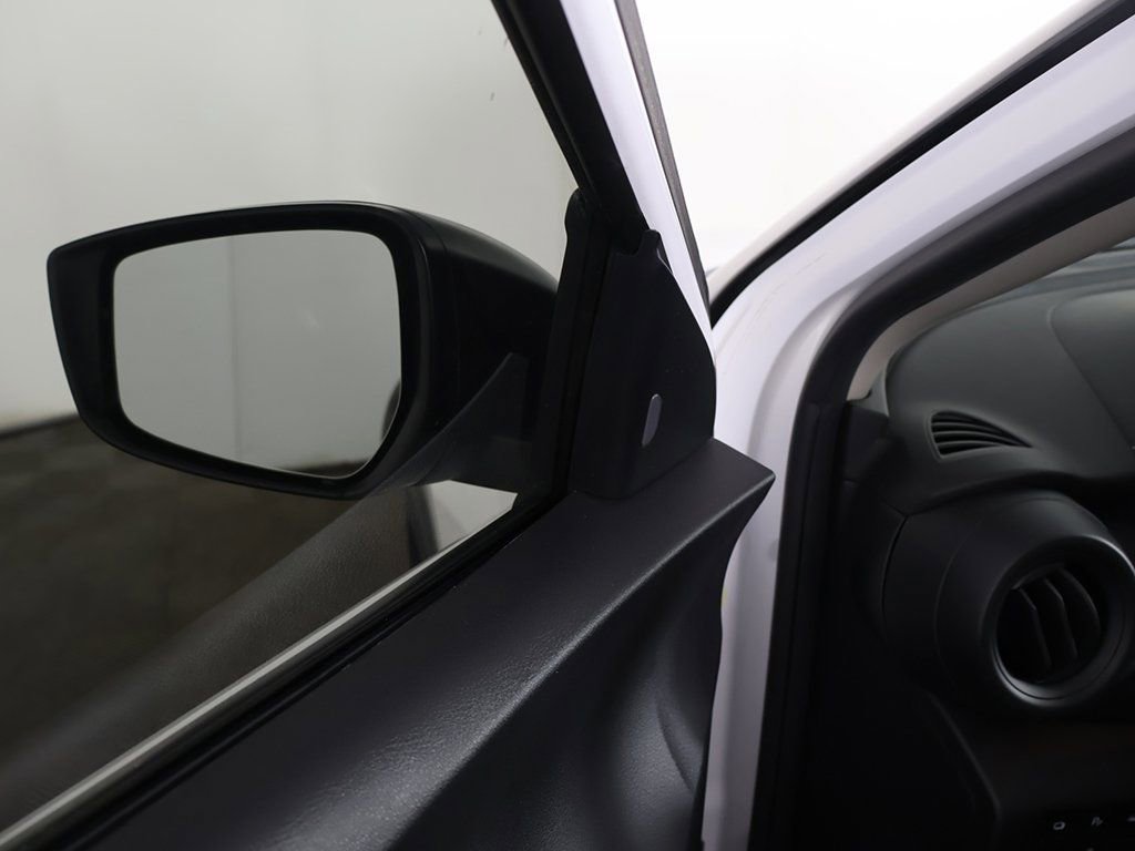 Used 2023 Nissan Kicks S image 31