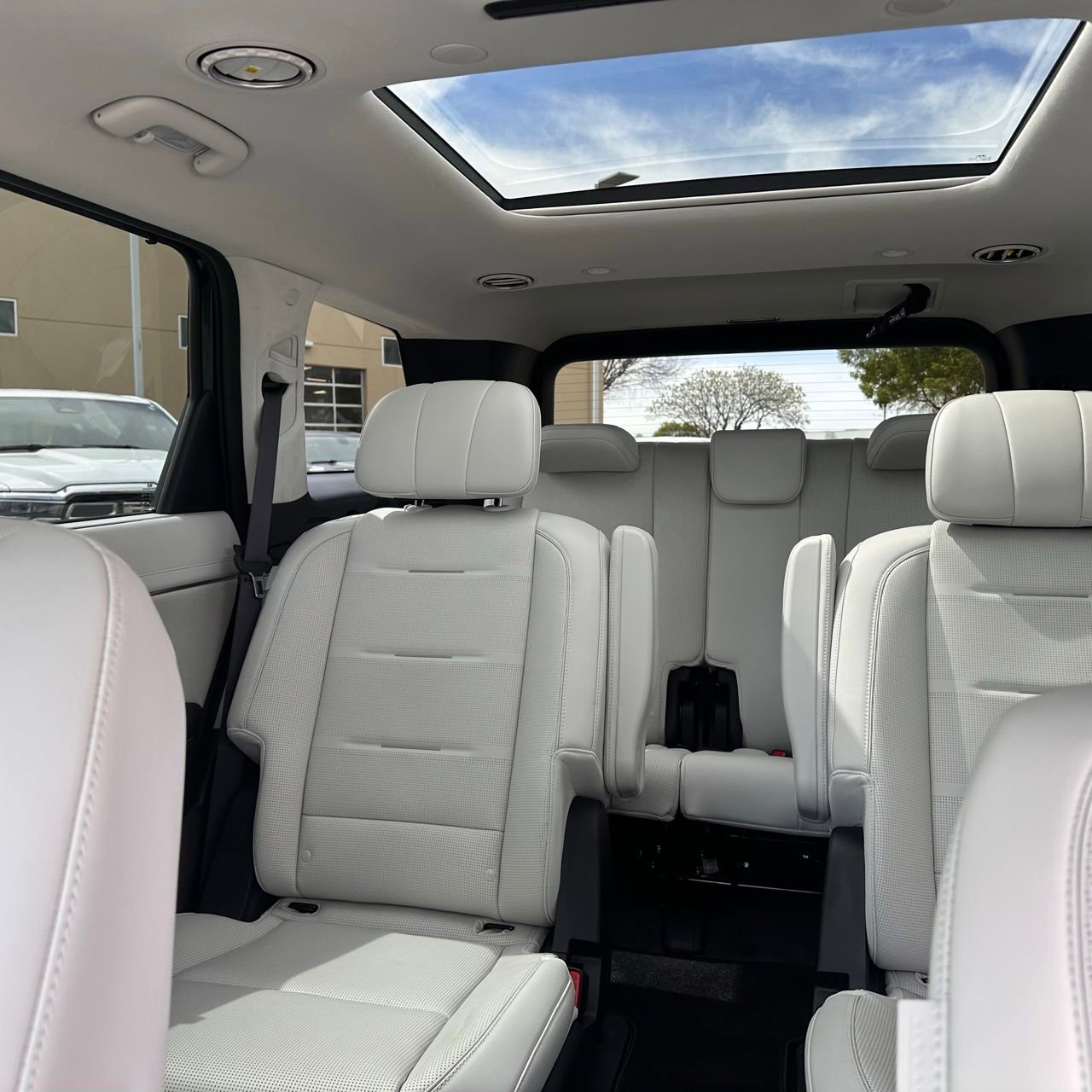 Used 2026 Hyundai Palisade Calligraphy image 16