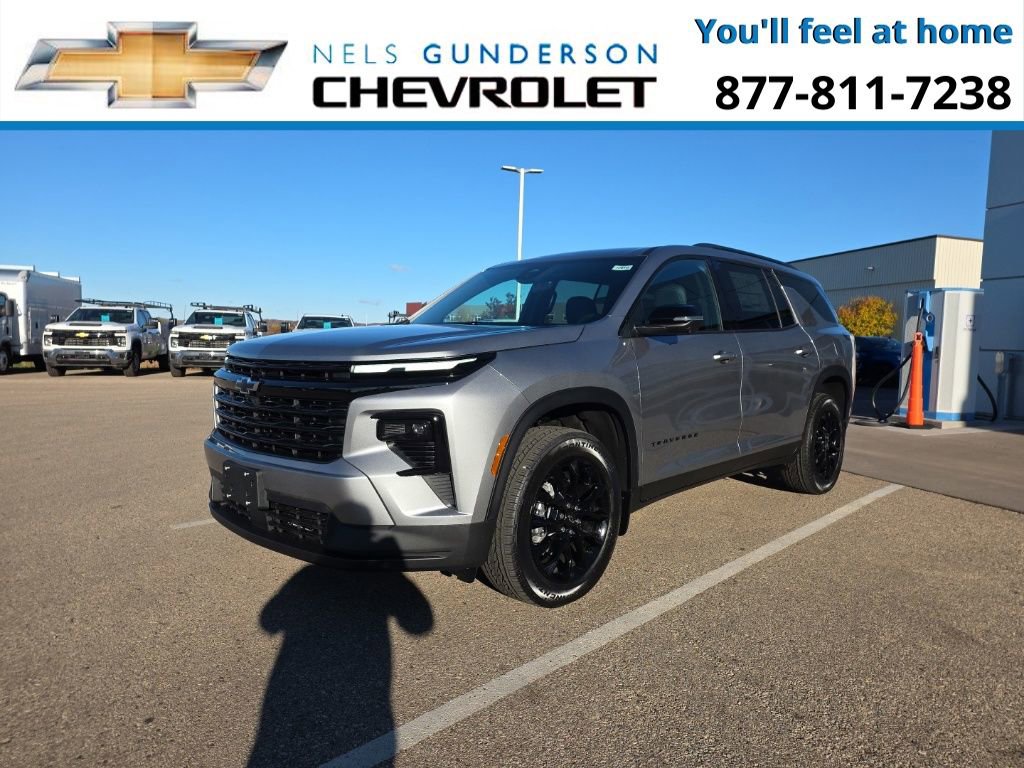 New 2026 Chevrolet Traverse LT w/ Midnight/Sport Edition image 3