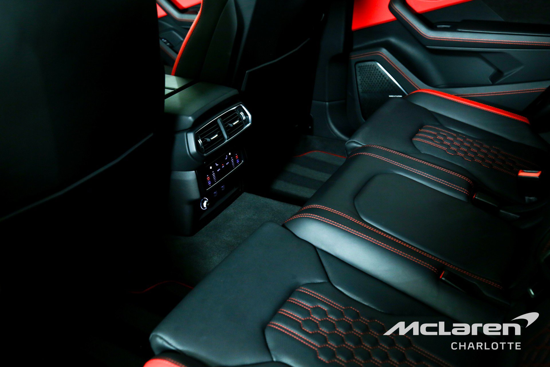 Used 2023 Lamborghini Urus S image 18