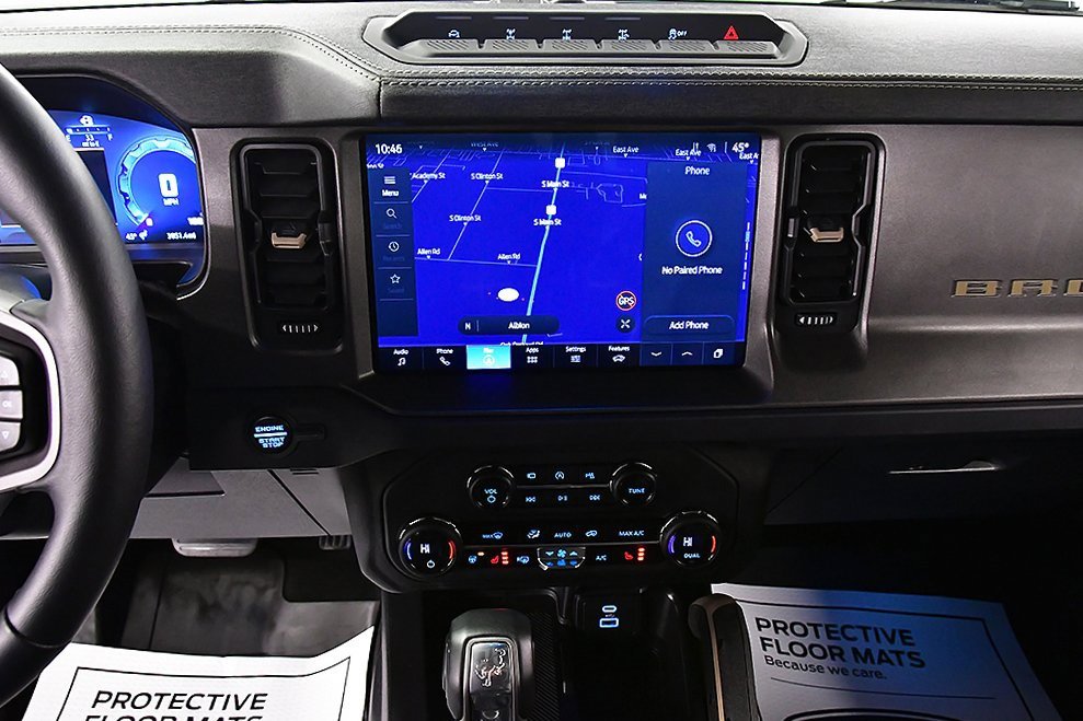 Used 2025 Ford Bronco Badlands image 26