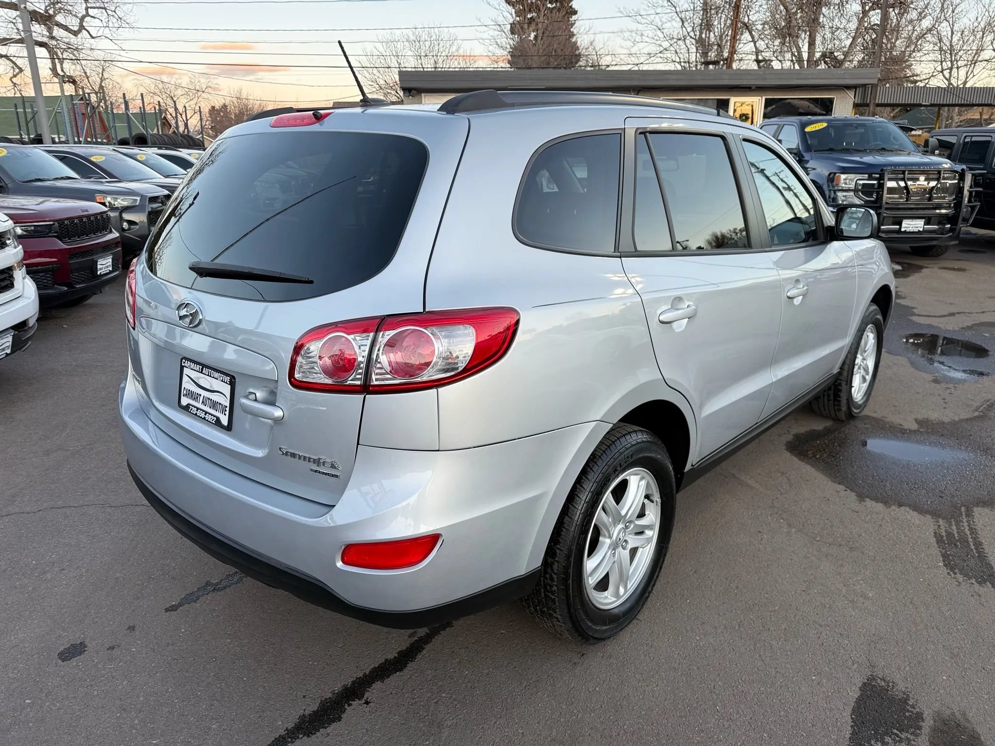Used 2010 Hyundai Santa Fe GLS AWD/4WD image 9
