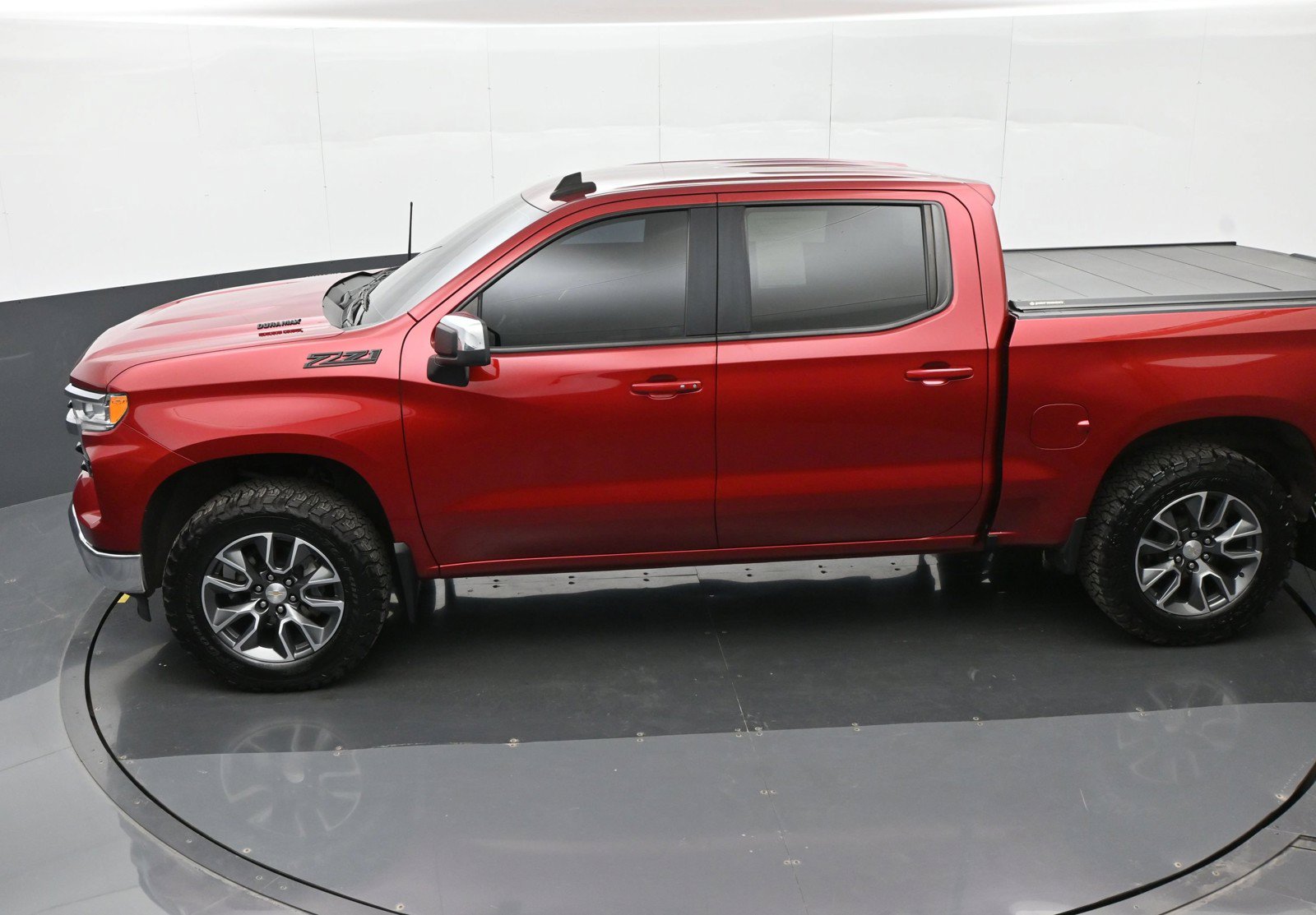 Used 2023 Chevrolet Silverado 1500 LT AWD/4WD image 35