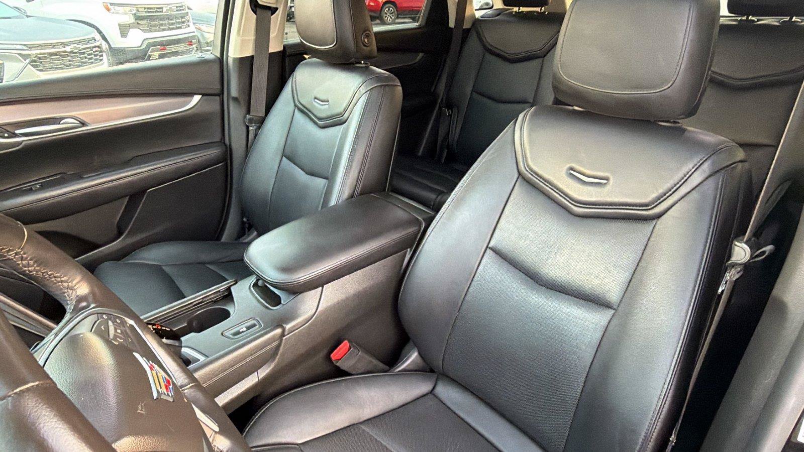 Used 2019 Cadillac XT5 Luxury FWD image 5