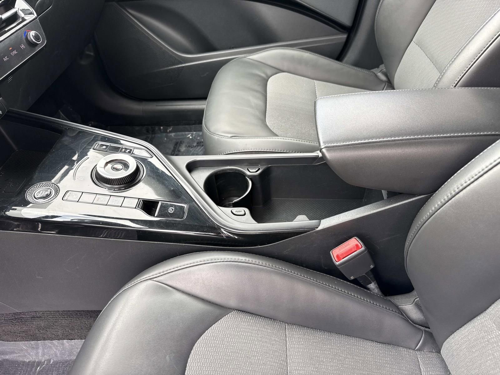 Used 2023 Kia Niro EX w/ EX Cold Weather Package image 20