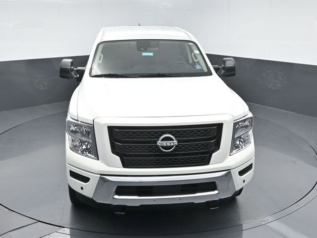 Used 2024 Nissan Titan SV w/ SV Convenience Package image 40