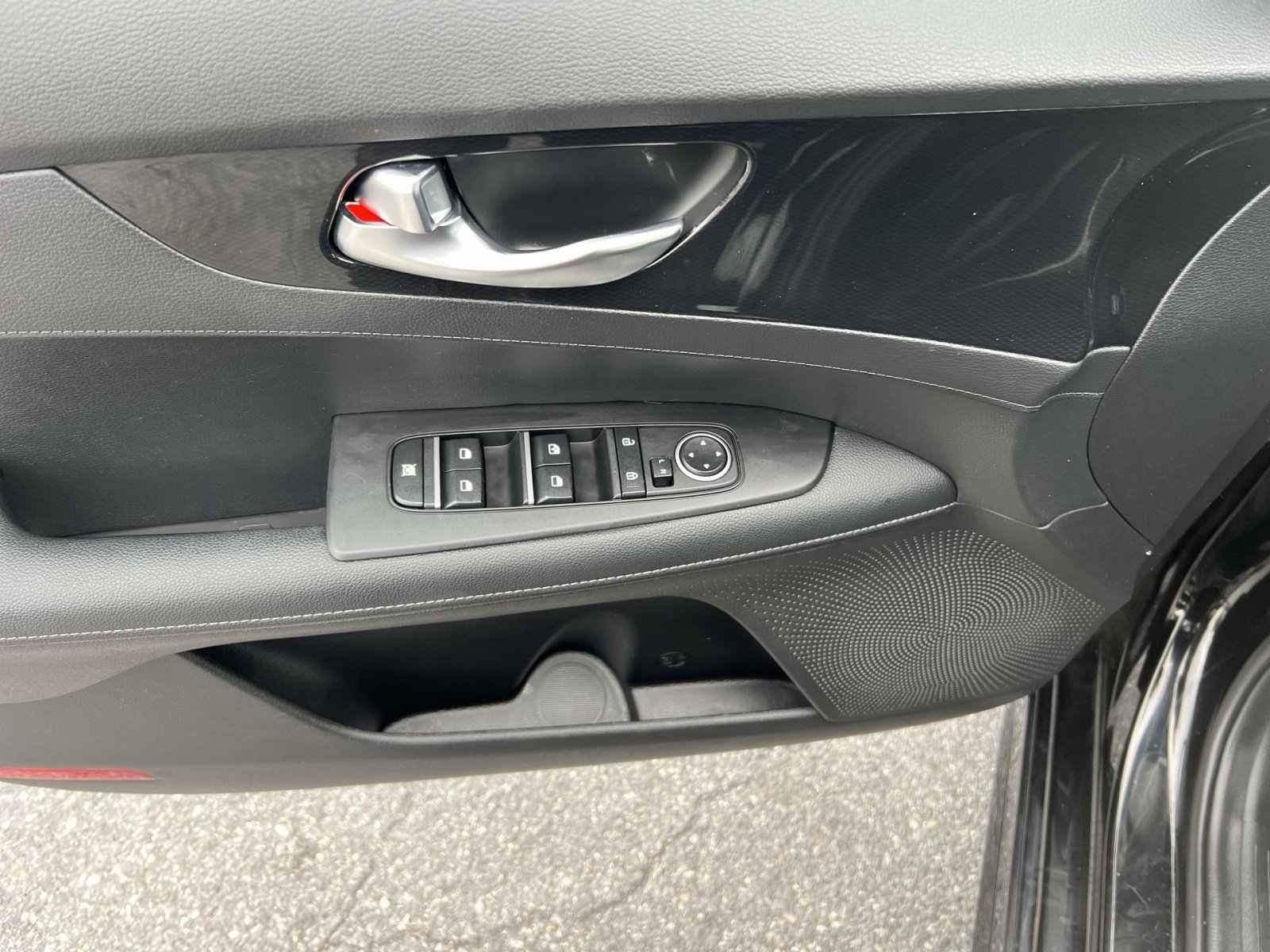 Used 2023 Kia Forte GT-Line w/ GT-Line Technology Package FWD image 14