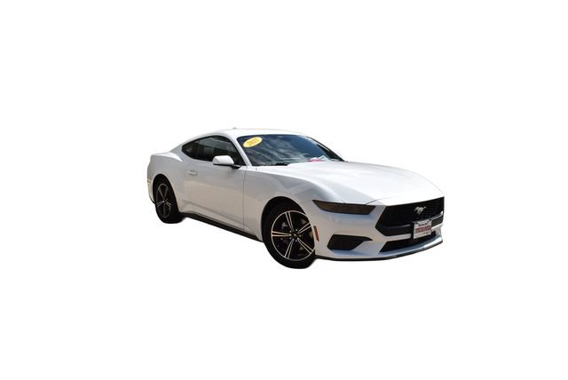 Used 2025 Ford Mustang Coupe RWD image 2