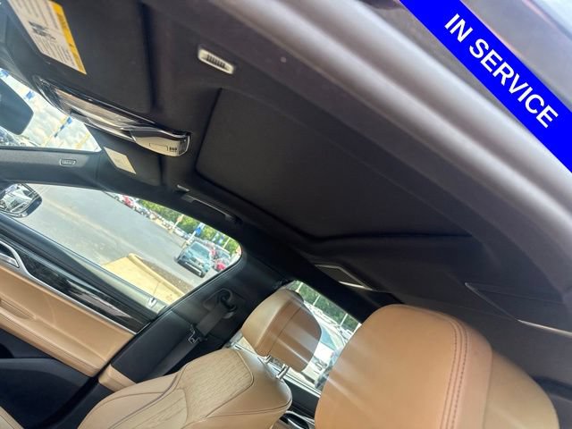 Used 2021 BMW 740i xDrive w/ M Sport Package AWD/4WD image 10