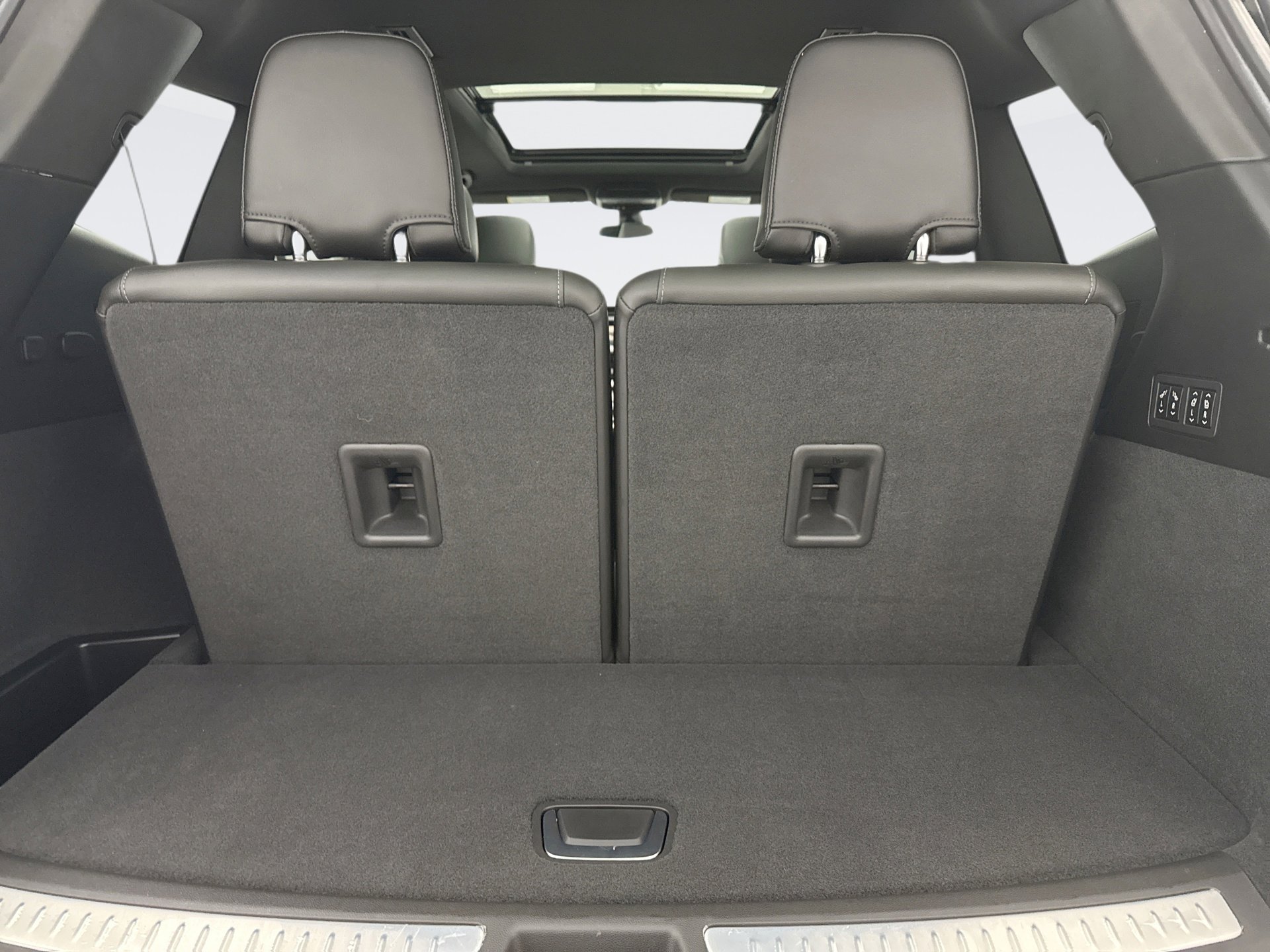 Used 2023 Cadillac XT6 Sport image 25