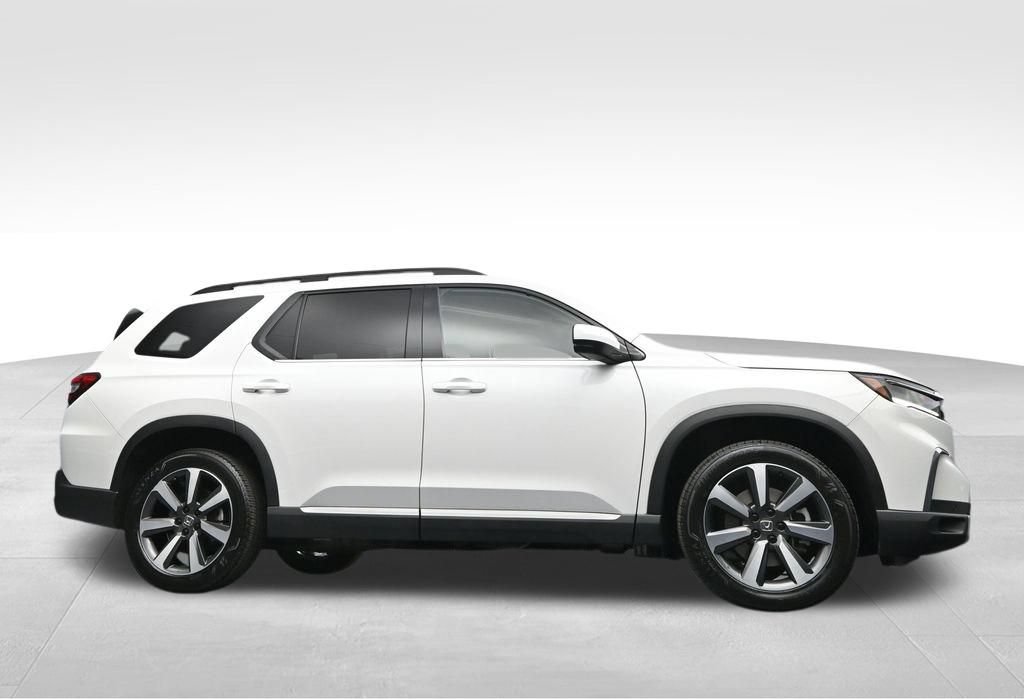 Used 2025 Honda Pilot Touring image 41