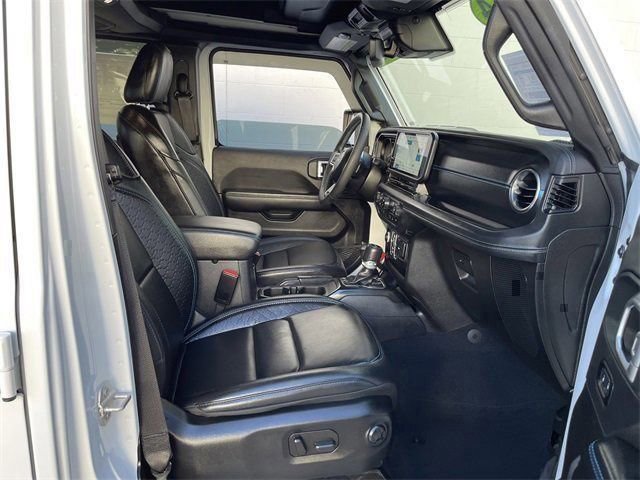 Used 2024 Jeep Wrangler High Altitude image 31