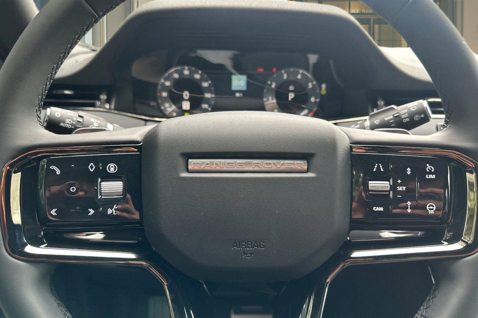 New 2026 Land Rover Range Rover Evoque Dynamic SE AWD/4WD image 16