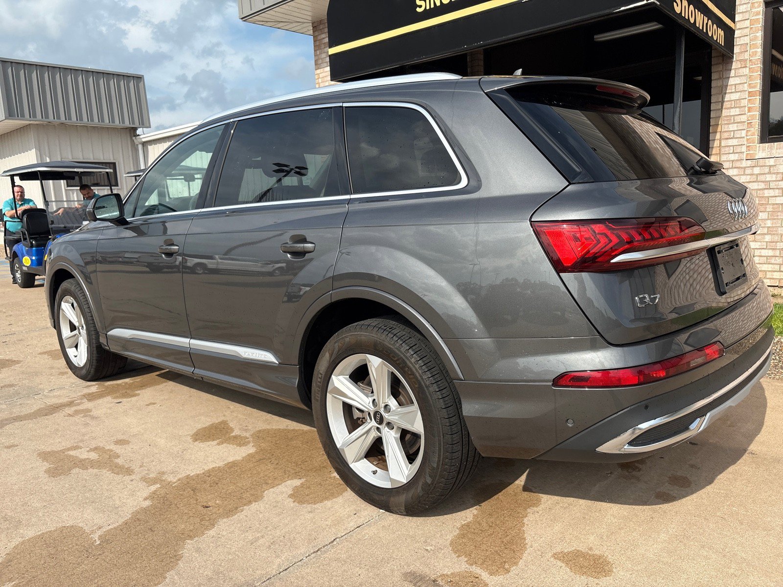 Used 2024 Audi Q7 Premium Plus image 12