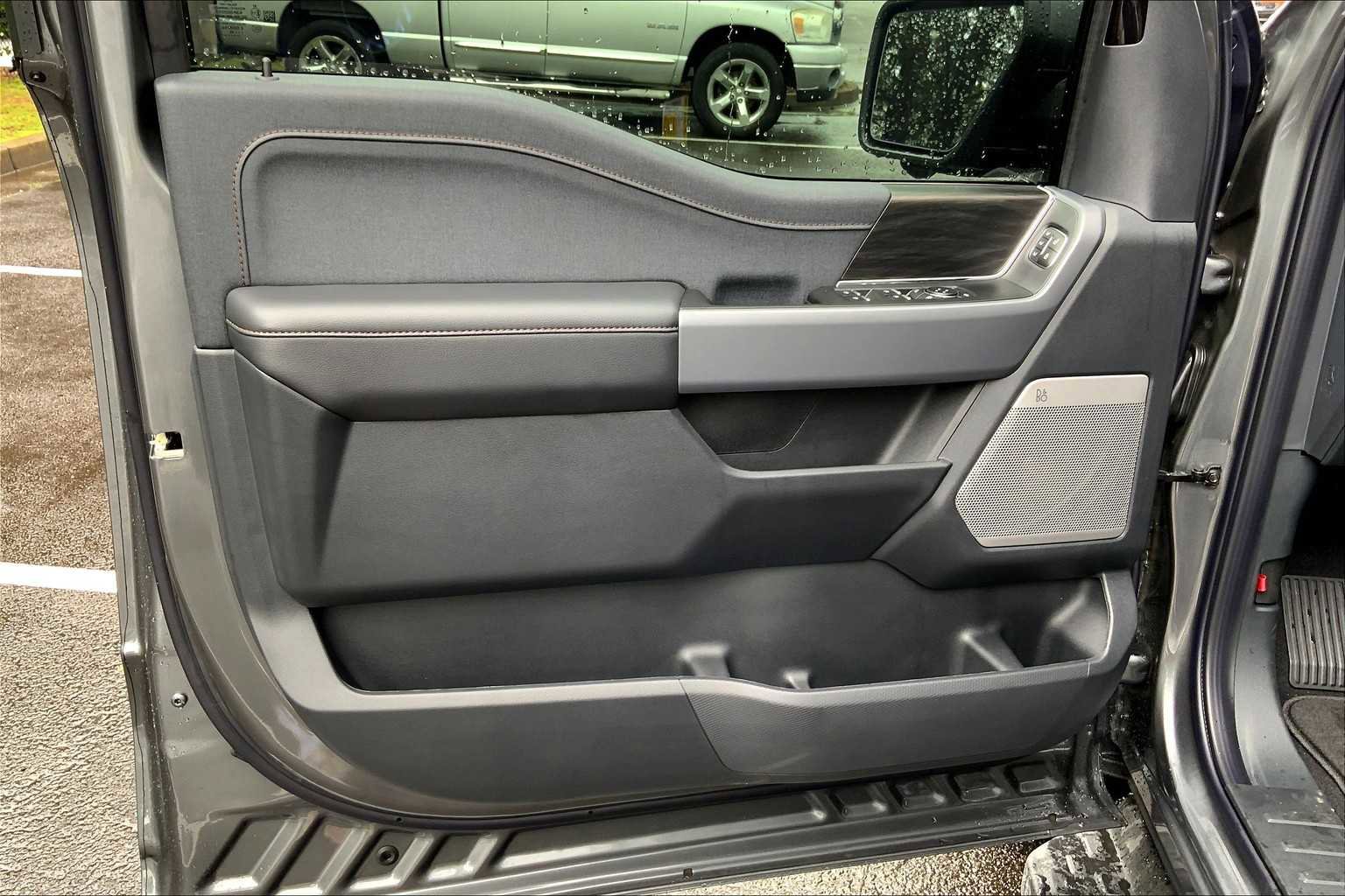 New 2025 Ford F150 Lightning Lariat image 10