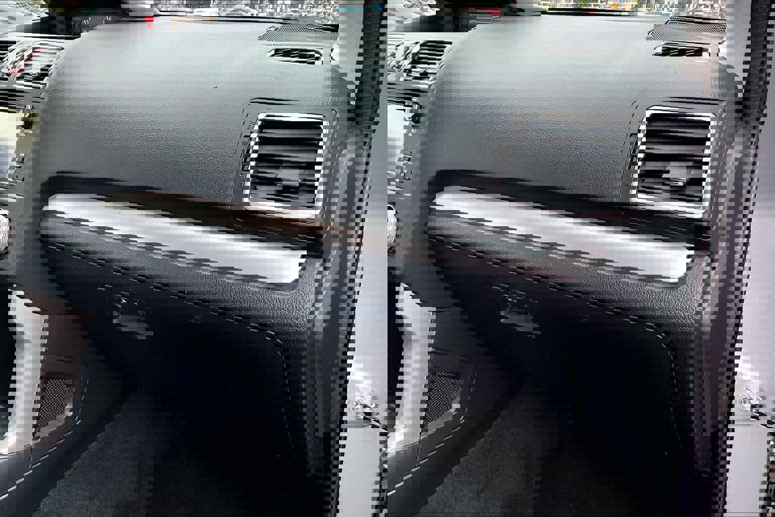 Used 2016 Subaru Forester 2.5i w/ Alloy Wheel Package image 18