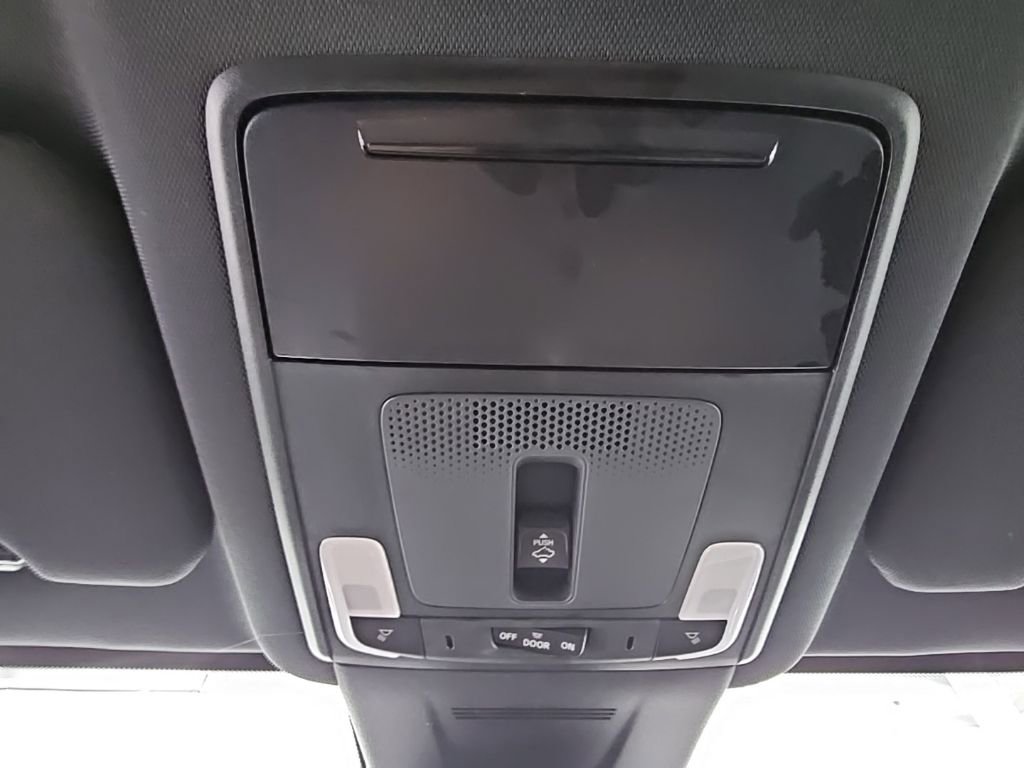 Used 2025 Honda CR-V Sport-L image 24