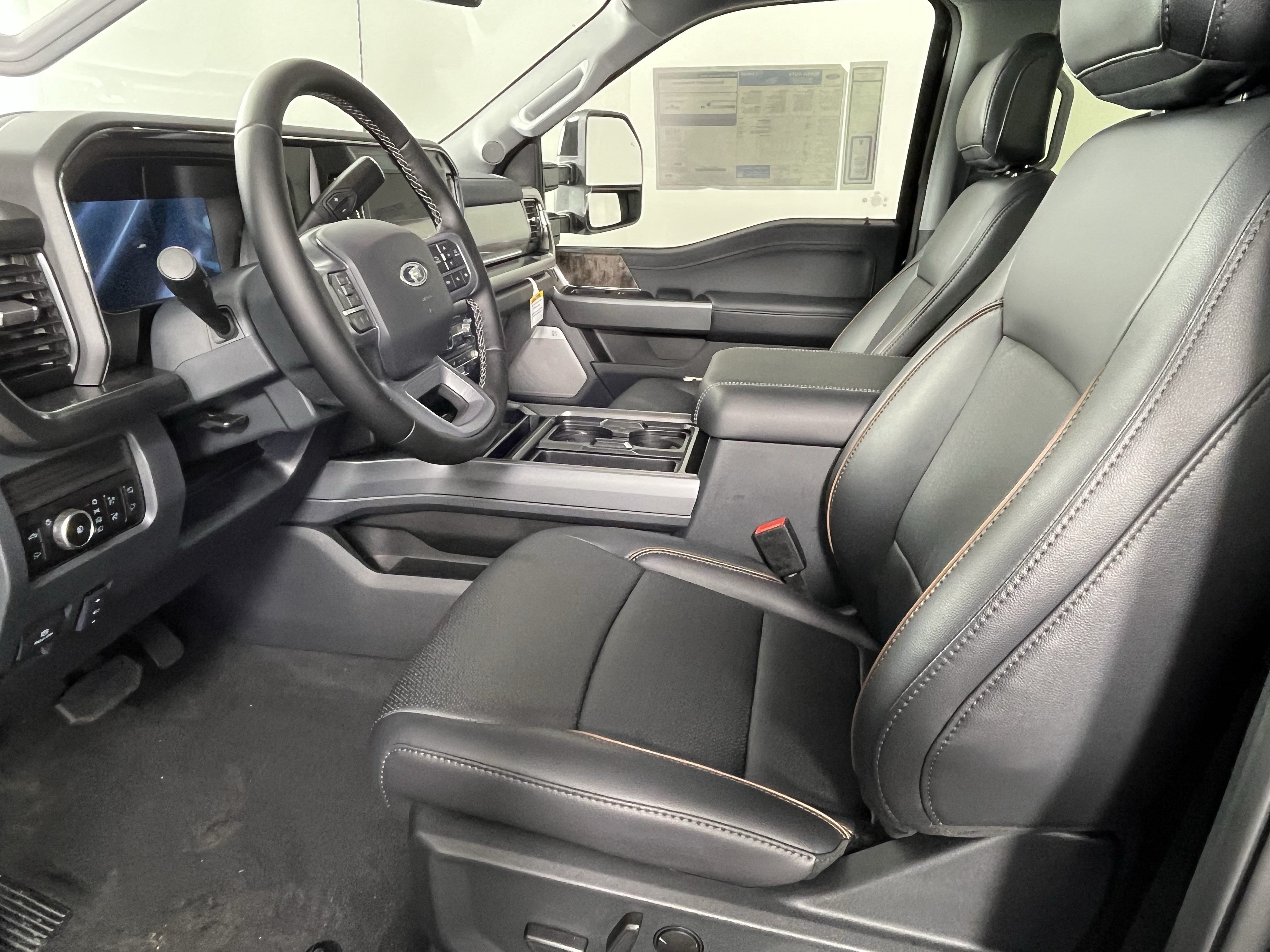 New 2026 Ford F250 Lariat w/ Black Appearance Package AWD/4WD image 8
