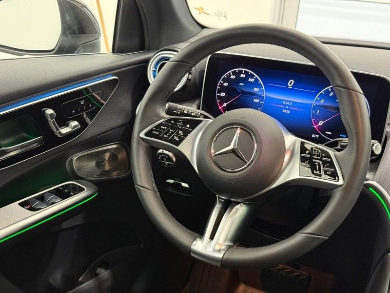 New 2026 Mercedes-Benz GLC 300 4MATIC image 7