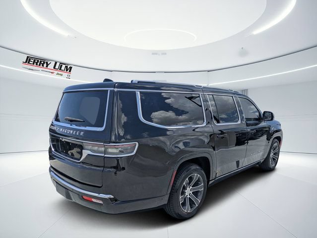 Used 2023 Jeep Grand Wagoneer L 4WD w/ Flexible Seating Group image 3