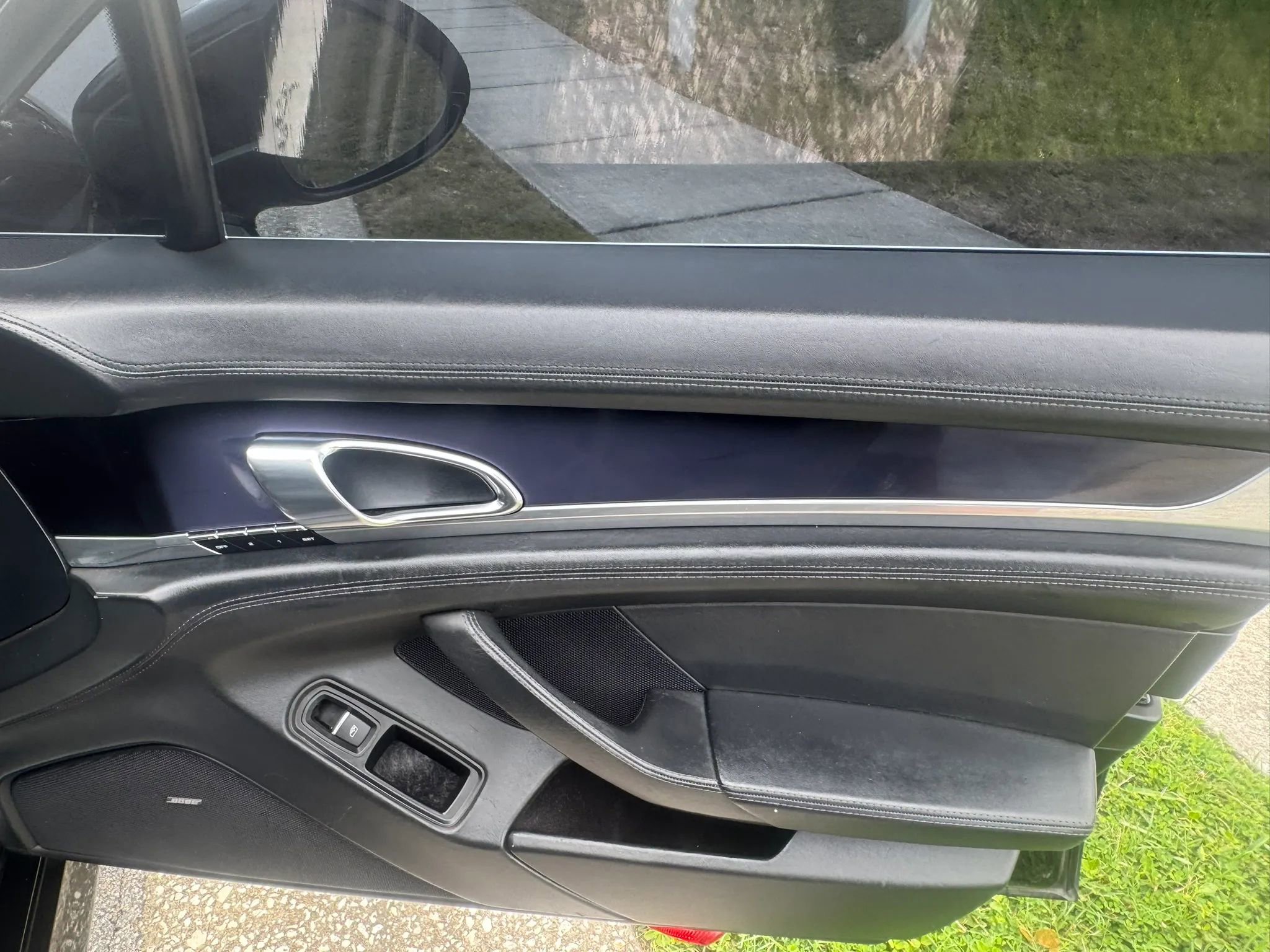 Used 2010 Porsche Panamera S RWD image 31