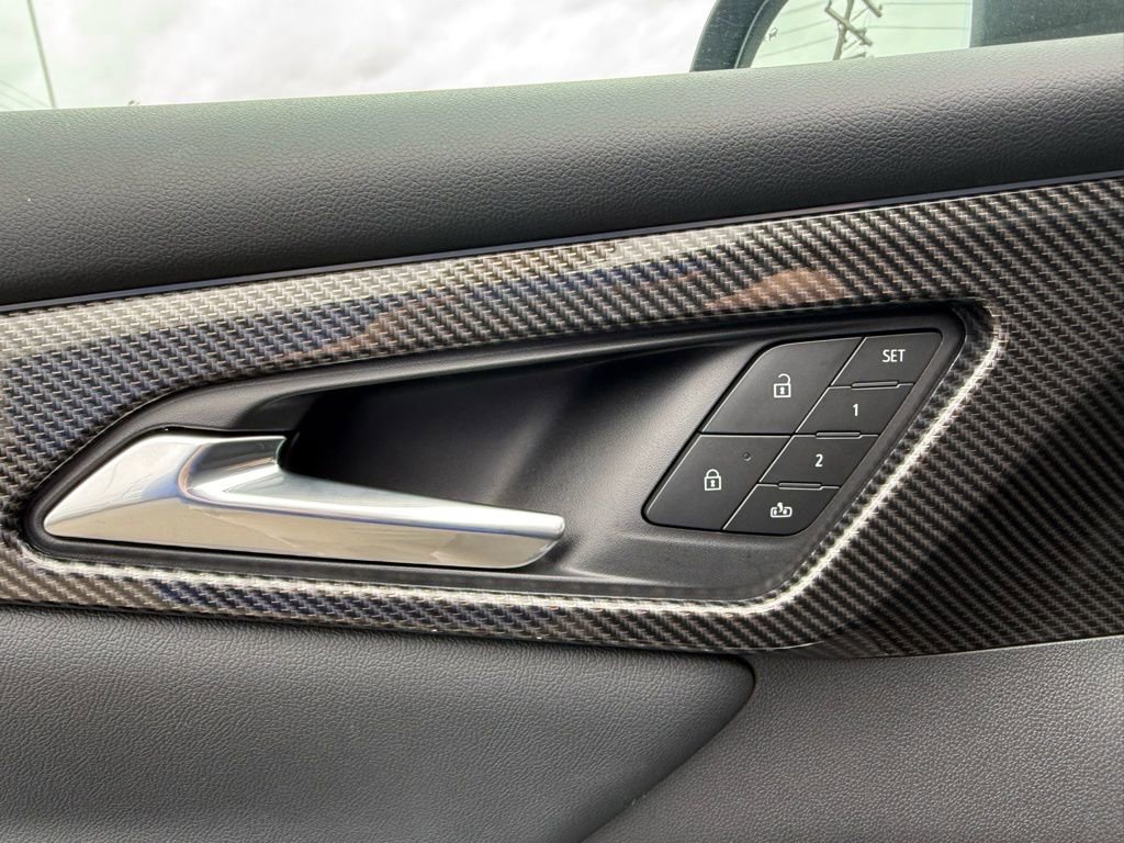 New 2026 Chevrolet Traverse High Country image 11