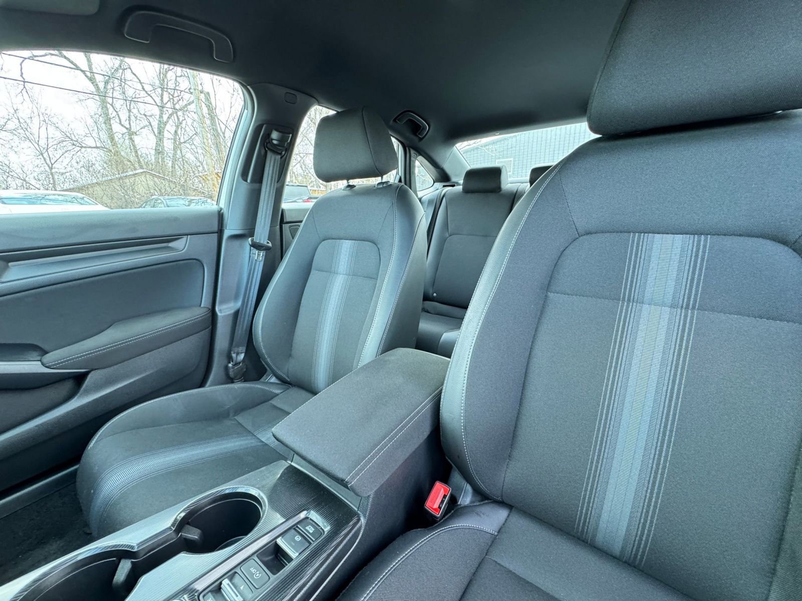 Used 2025 Honda Civic Sport image 34