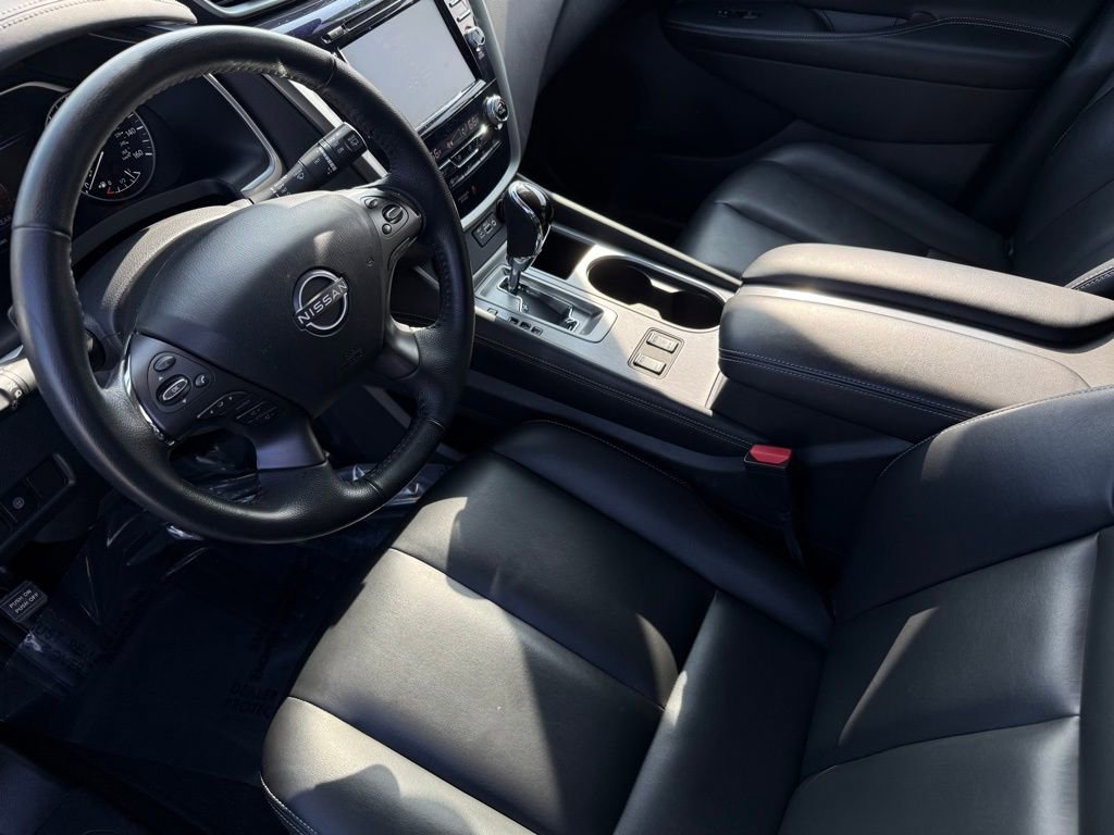 Certified 2024 Nissan Murano SV w/ SV Midnight Edition Package image 17