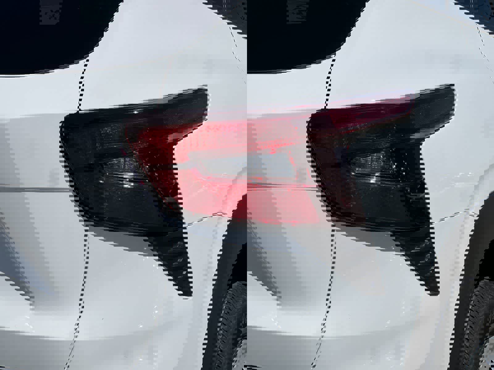 Used 2024 Chevrolet Trax LS image 27