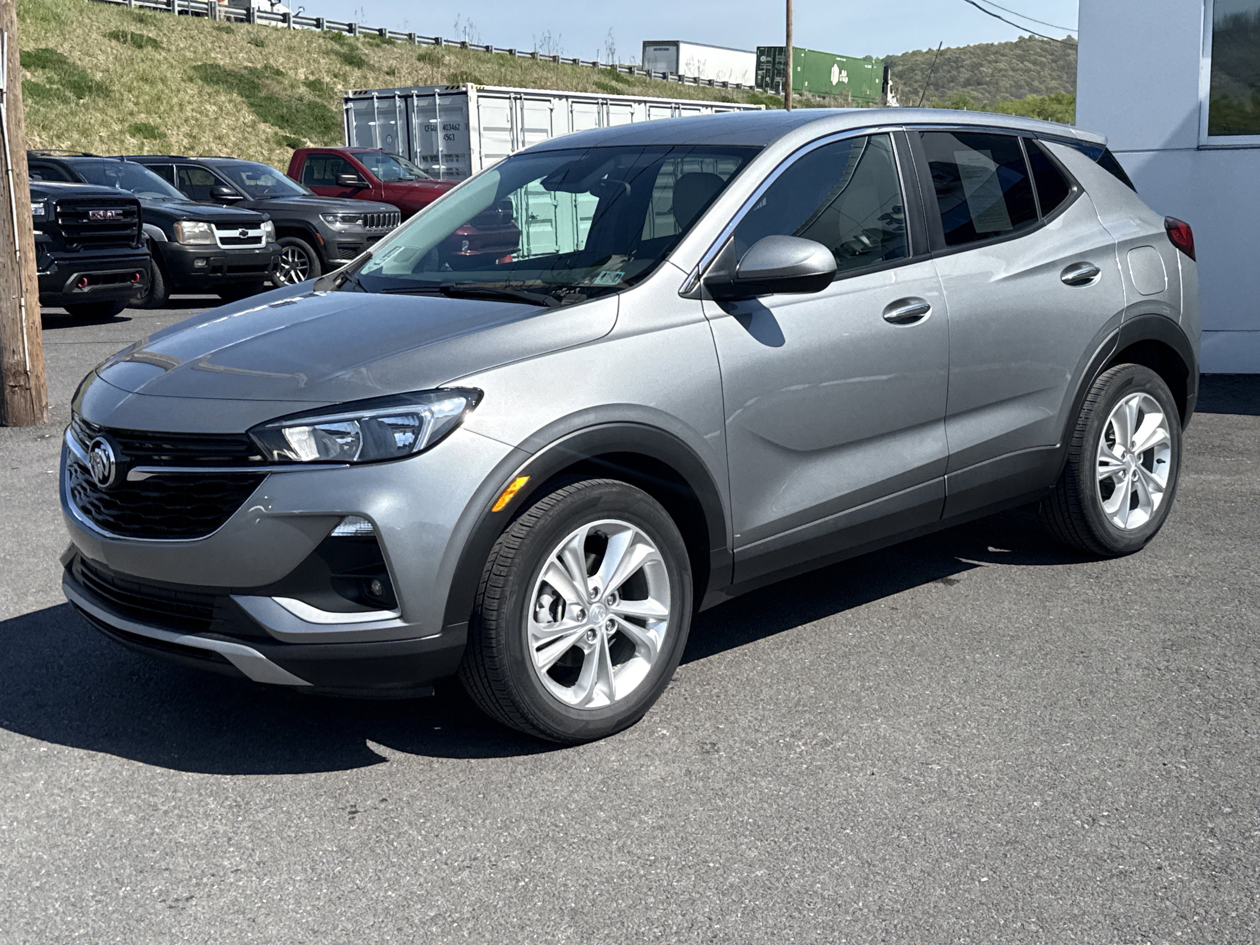 Used 2023 Buick Encore GX Preferred w/ Cold Weather Comfort Package FWD image 7