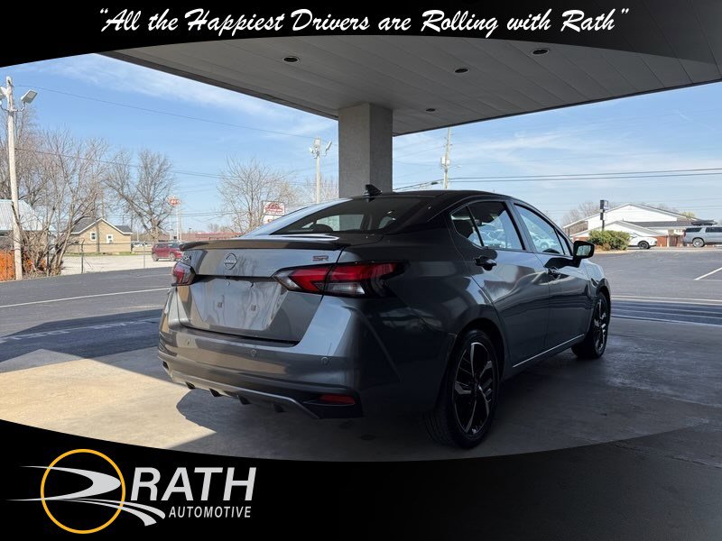 Used 2024 Nissan Versa SR image 6