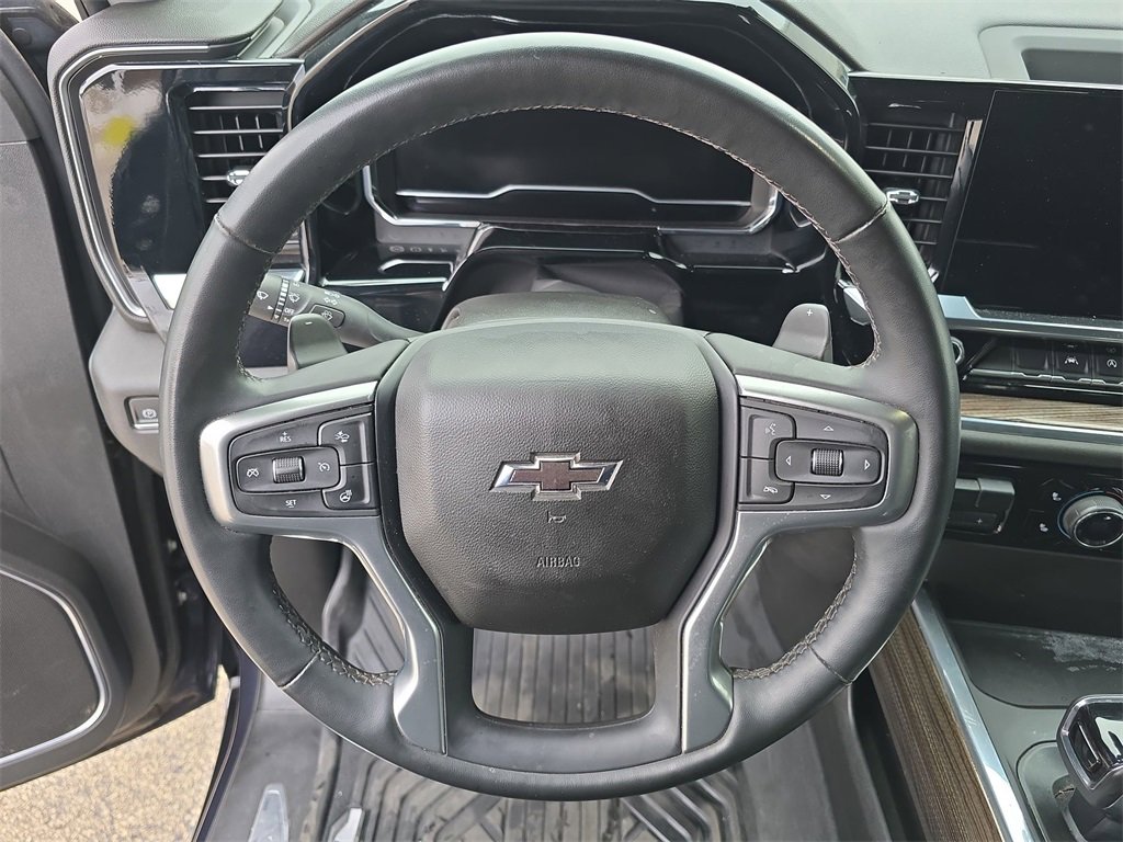 Used 2023 Chevrolet Silverado 1500 RST image 11