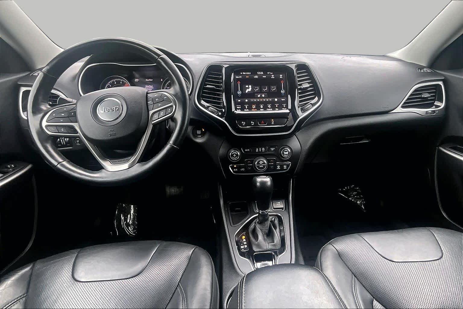 Used 2019 Jeep Cherokee Limited w/ Technology Group FWD image 15