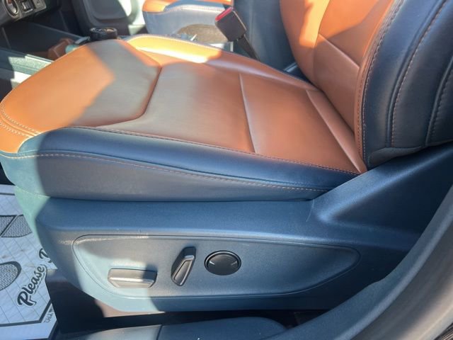 Used 2024 Ford Maverick Lariat w/ FX4 Off-Road Package AWD/4WD image 19