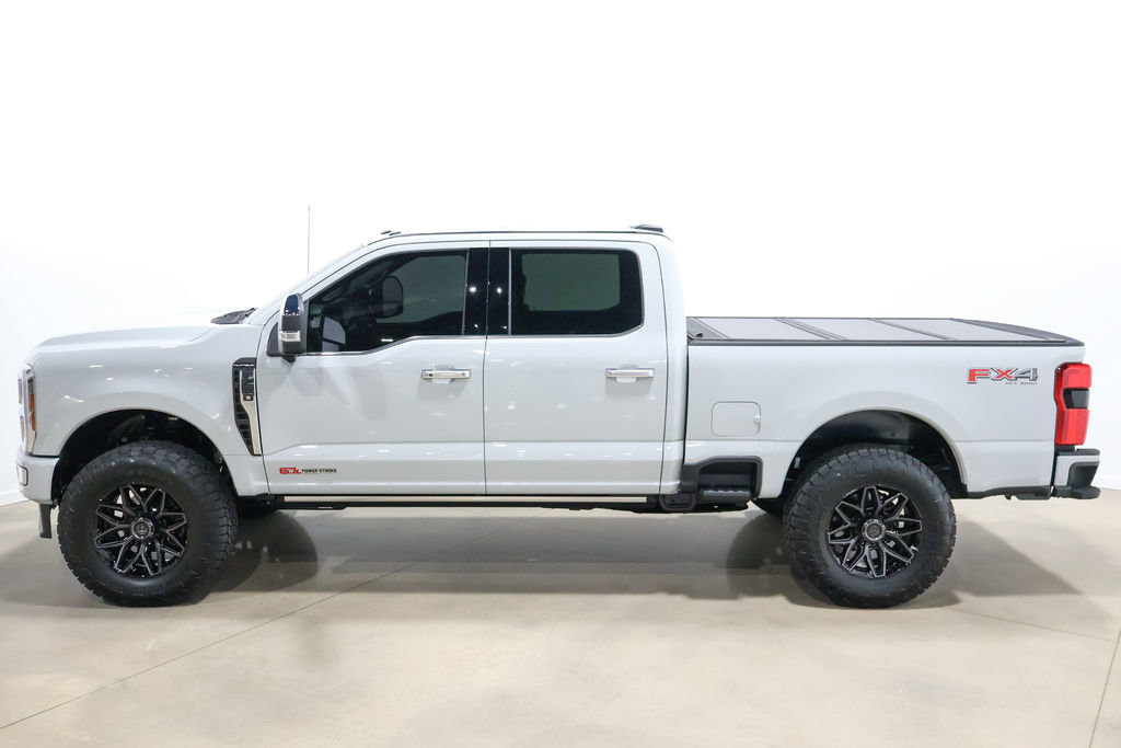 Used 2025 Ford F250 Platinum w/ Platinum Plus Package image 10