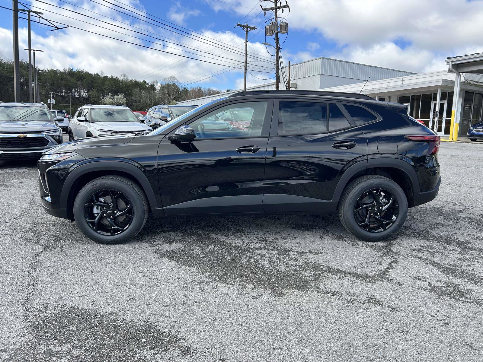 New 2026 Chevrolet Trax LT w/ Driver Confidence Package image 6