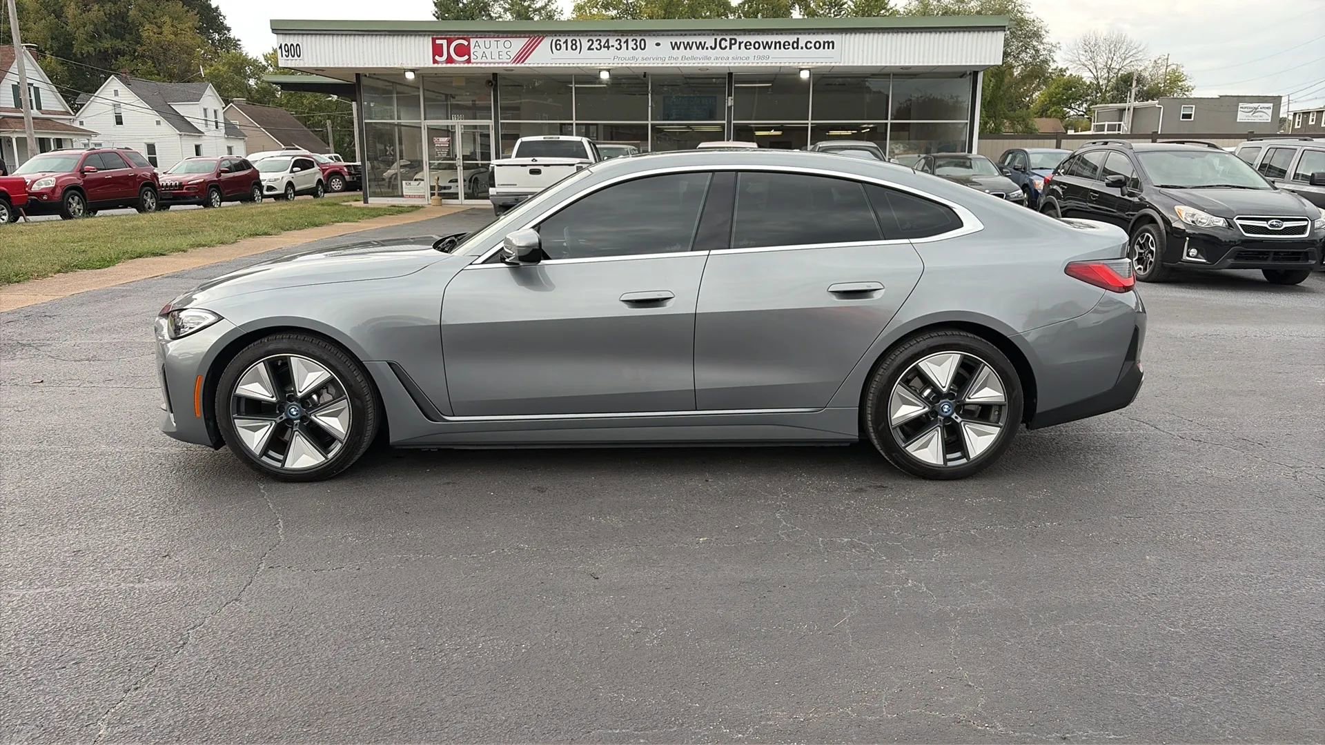 Used 2022 BMW i4 eDrive40 w/ Premium Package image 8