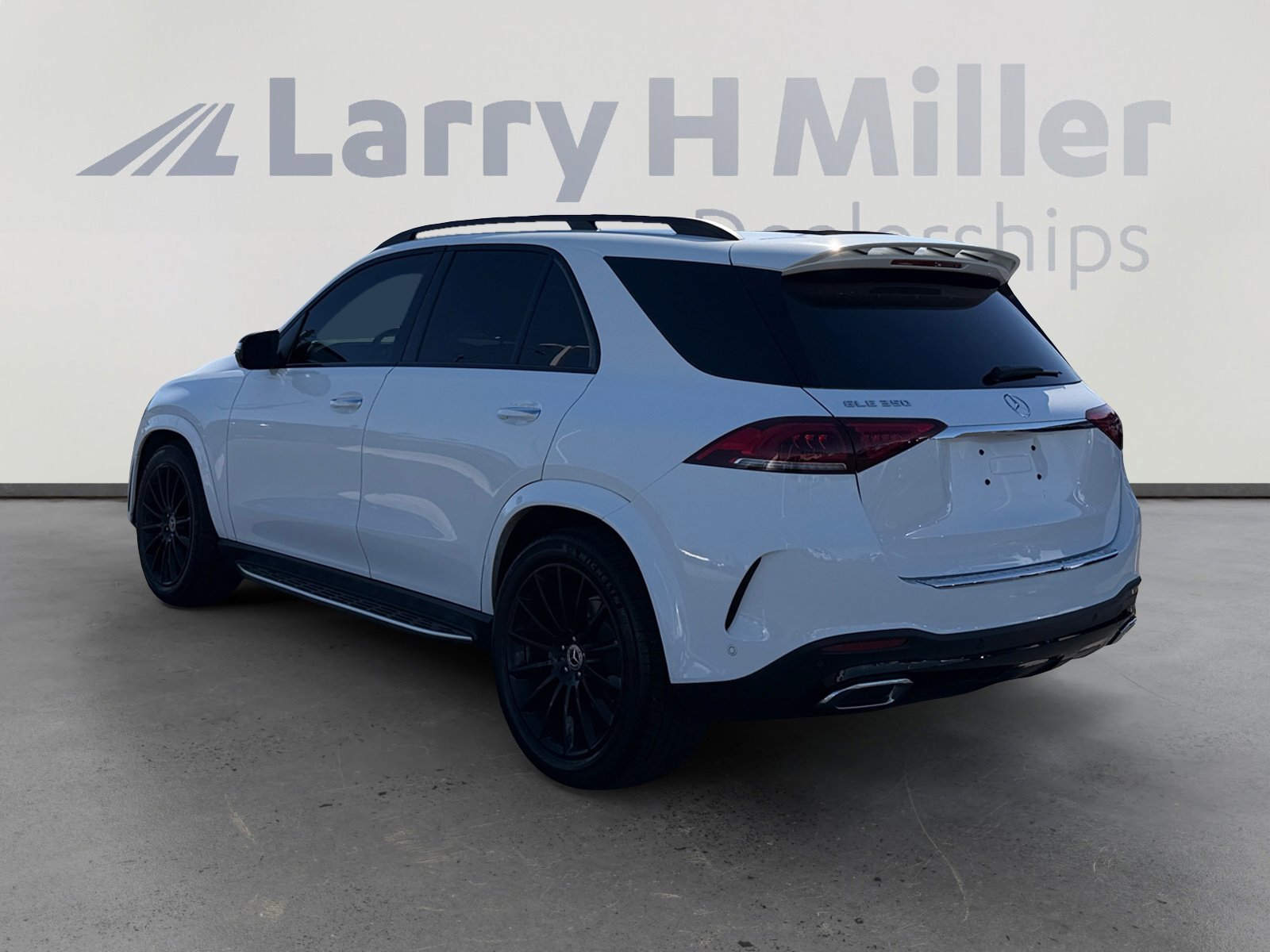 Used 2021 Mercedes-Benz GLE 350 image 3