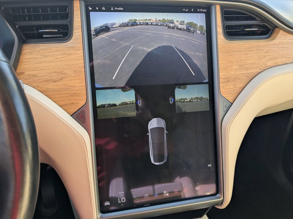 Used 2018 Tesla Model X 75D AWD/4WD image 18