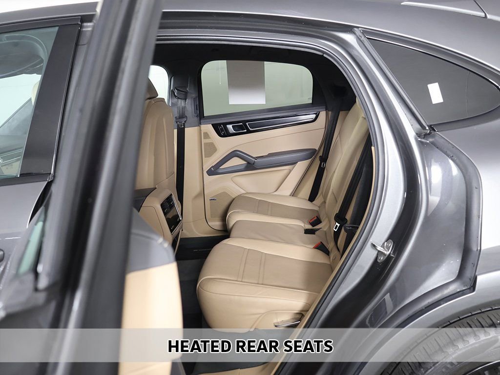 Used 2021 Porsche Cayenne GTS w/ Premium Package Plus AWD/4WD image 9