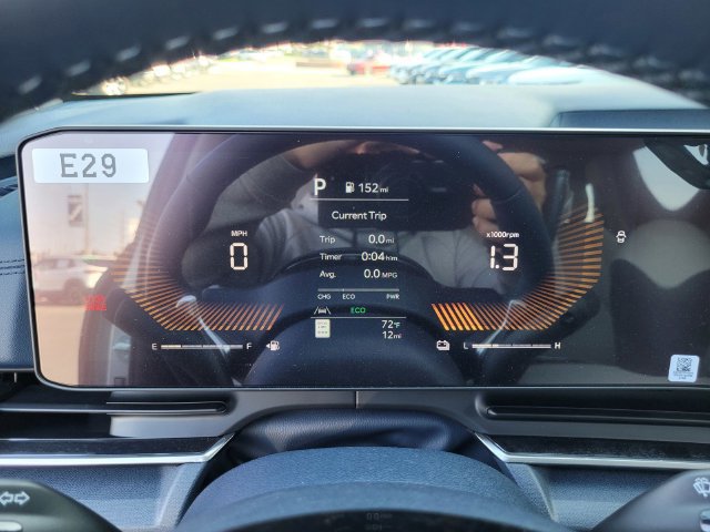New 2026 Kia Carnival EX FWD image 12
